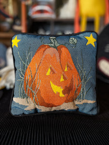 VTG Halloween Pillow, Pumpkin