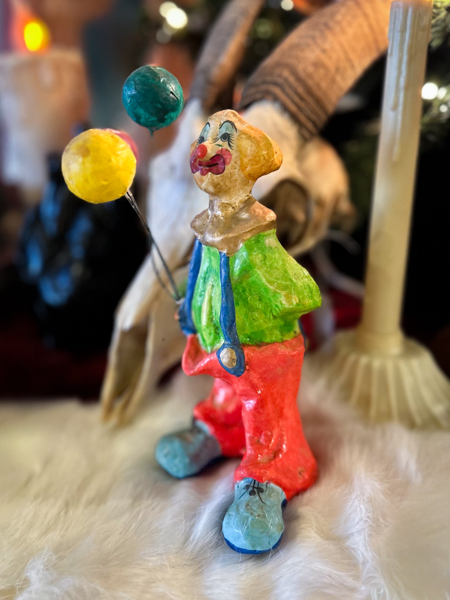 VTG Paper Mache Clown w/ Balloons