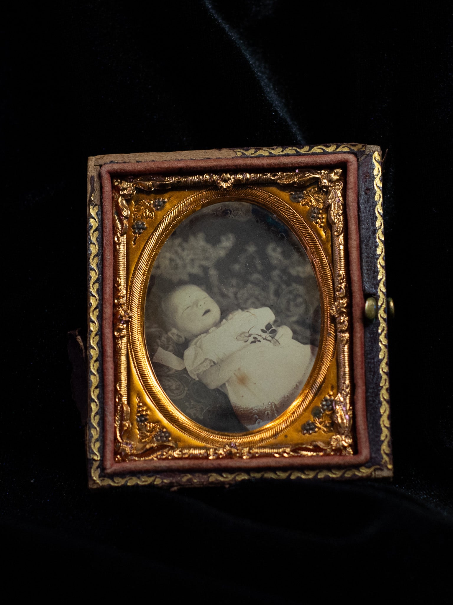Daguerreotype of Postmortem Infant, Chaplin’s Daughter