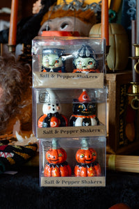 Vintage Style Repro. Halloween Salt & Pepper Shakers