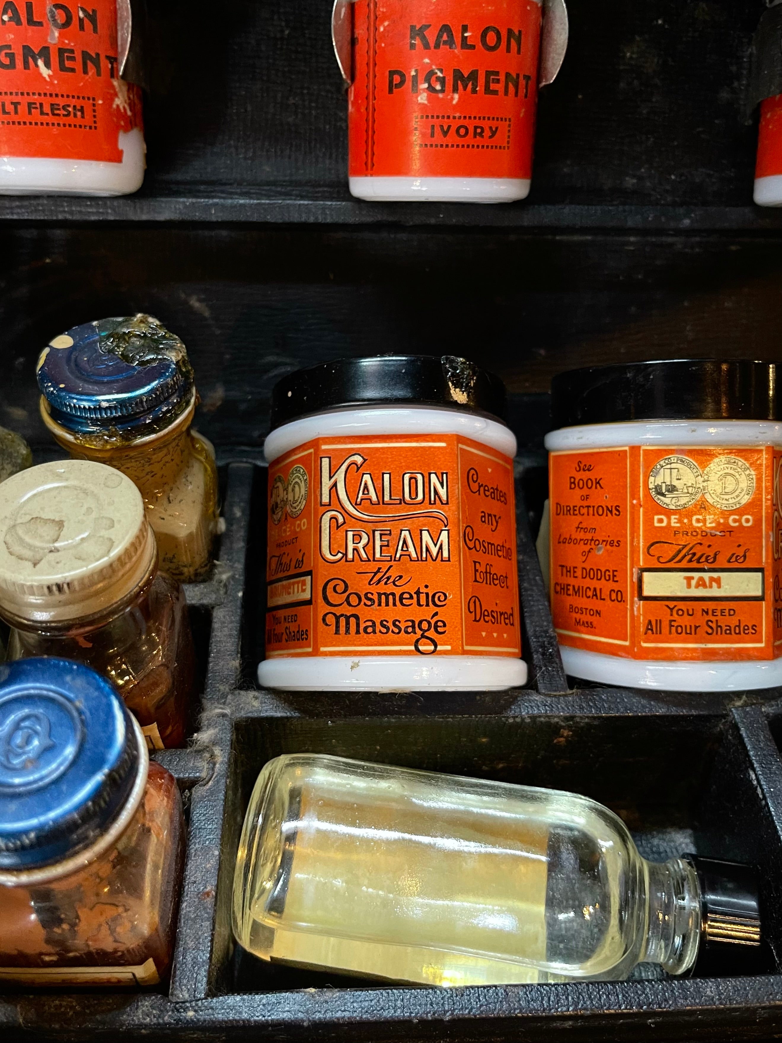 Vintage Mortician's Cosmetic Kit